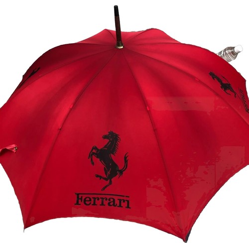 Vintage Regenschirm von Ferrari mit Cavallino Pixel Motiva sehr guter Zustand