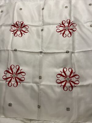 Beautiful Avon emblem vintage women s scarf
