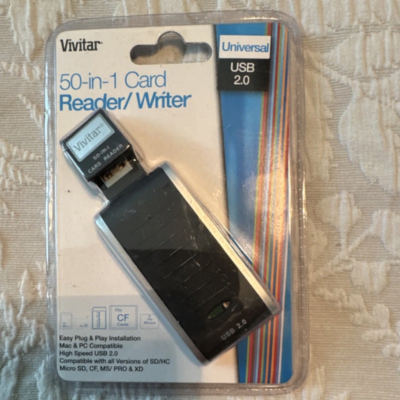 Vivitar 50-in-1 USB 2.0 Card Reader SD CF MicroSD MS PRO VIV-CR-52 Universal