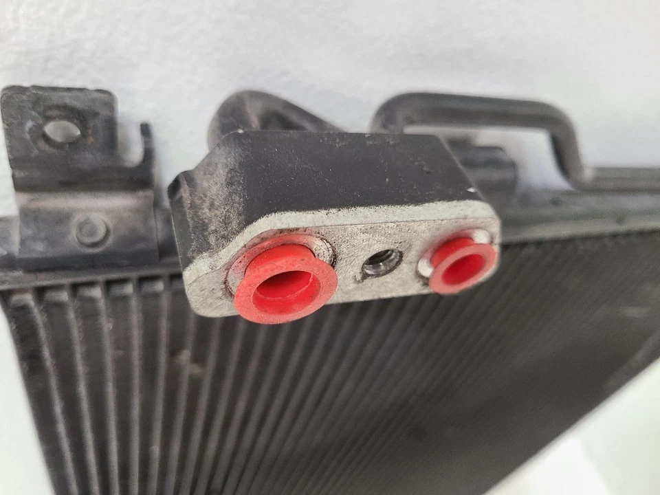 Dodge Dart 2013-2016 condensador de aire acondicionado de 1,4 L 55111484 AD 13-16 Foto 3 de 4