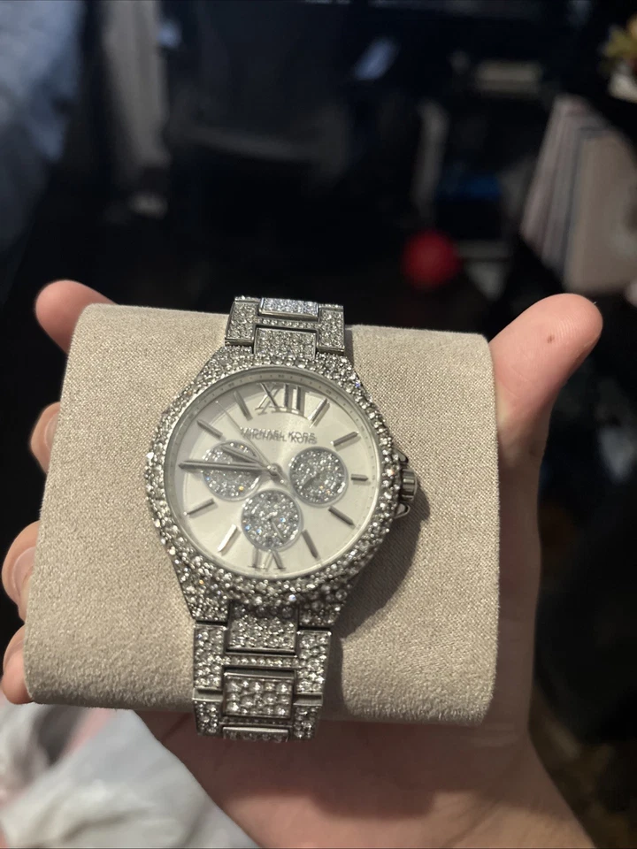 Michael Kors Oversized Camille Pave Silver-toned Watch - Image 4 of 4