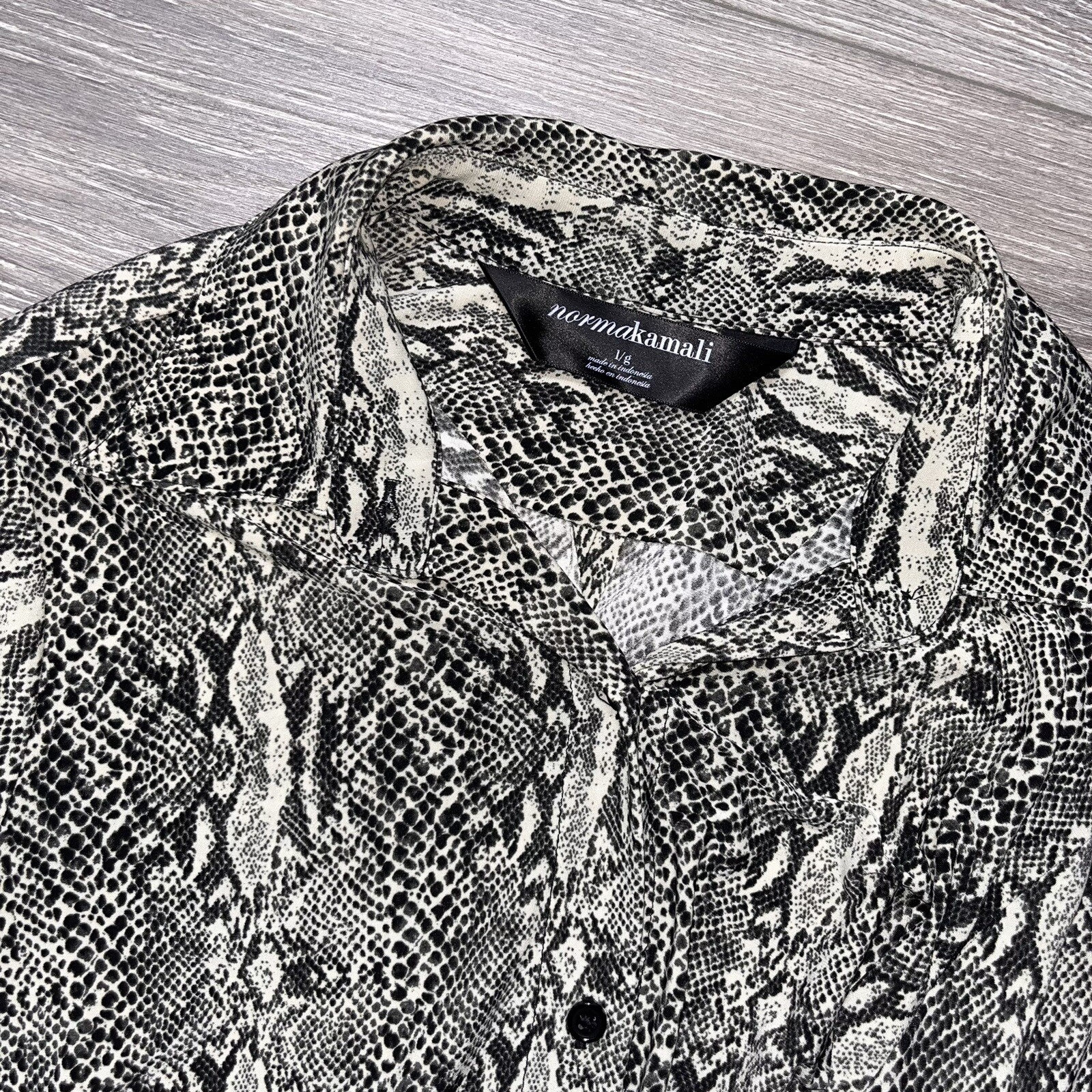 Norma Kamali Revolve Snake Animal Print Button Je… - image 15