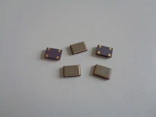 Vectron Standard Clock Oscillator 125MHz 3.3V 100ppm -10C +70C (5 Pieces) - New