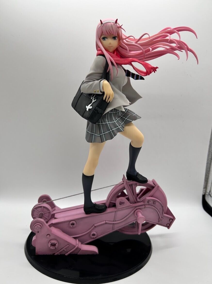 DARLING in the FRANXX Zero Two School Uniform Version 1/7 Scale Figure