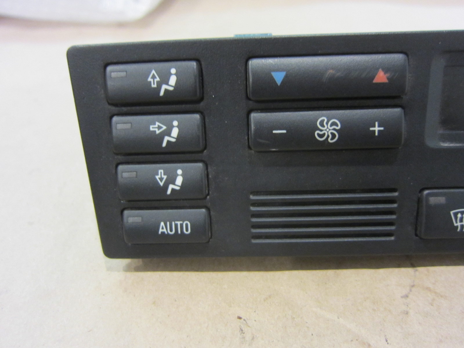 Bentley Arnage 2000 - Climate Control Switch Panel - PA55635PA