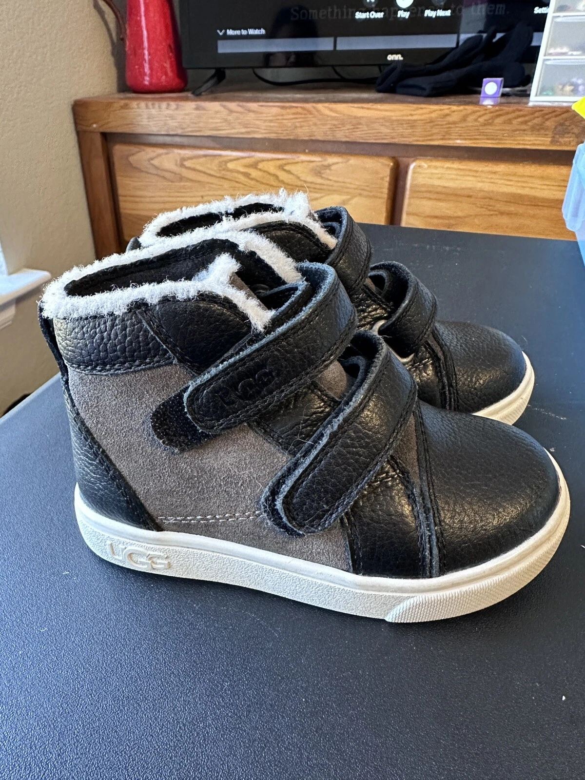 UGGs taglia 7 bambini