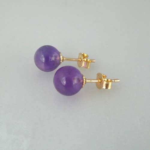 Luminous Purple Amethyst 8mm Bead Stud Earrings in 9ct Gold - Foto 4 di 8