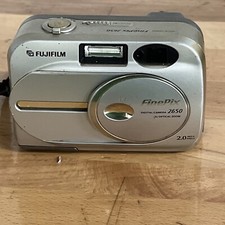 Fujifilm FinePix 2650 Digital Camera Silver 2.0 MP - 3x Optical Zoom - No Card