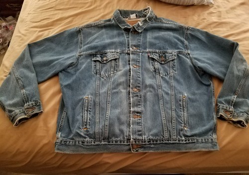LEVI STRAUSS DENIM JACKET -- VINTAGE 