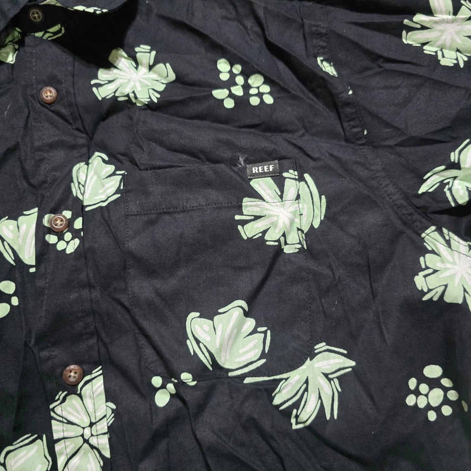 REEF Short Sleeve Button-Down Shirt, Size: Small, Black Men's Hawaiian - Image 2 of 4