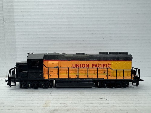 Bachmann Ho Scale Union Pacific Gp 40 Diesel Locomotive Engine