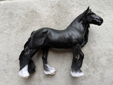 Breyer Horse #10717 GG Kiss Me Kate Black Gyp...