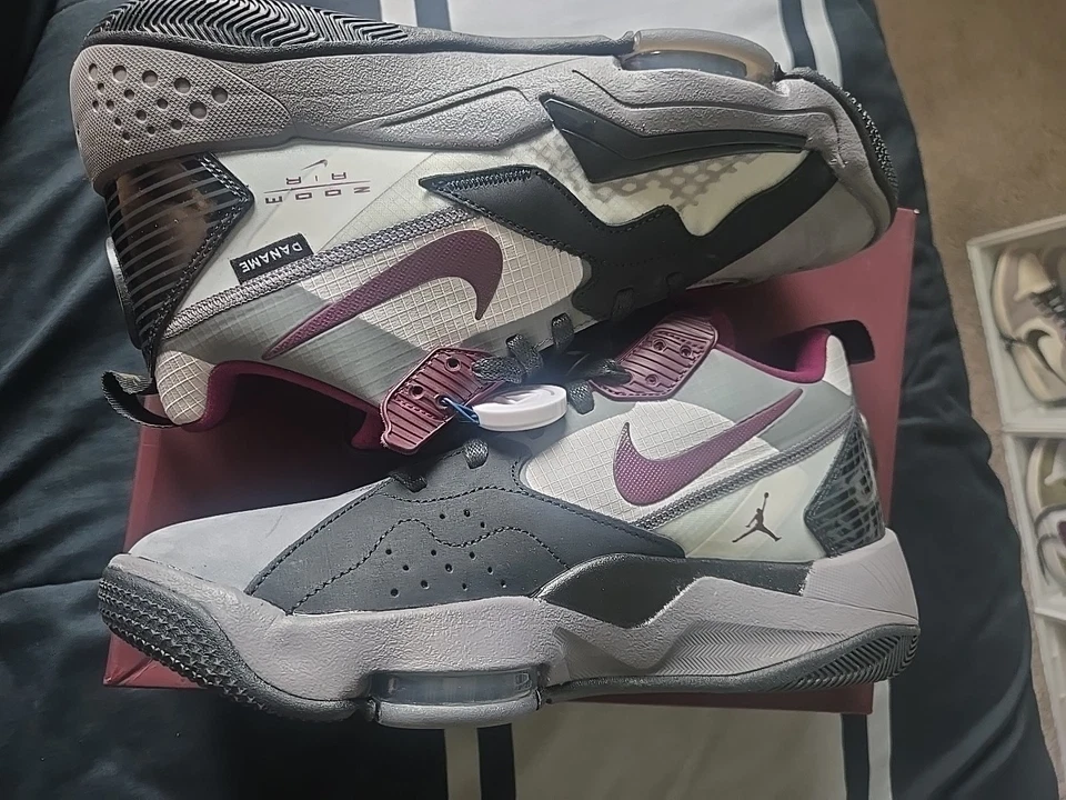 Talla 11 - Paris Saint-Germain x Jordan Zoom '92 Burdeos Foto 2 de 4