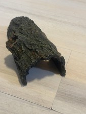 Reptile Realistic Bark Tree Habitat Cover Hideout Log Terrarium 8"x4"x2"