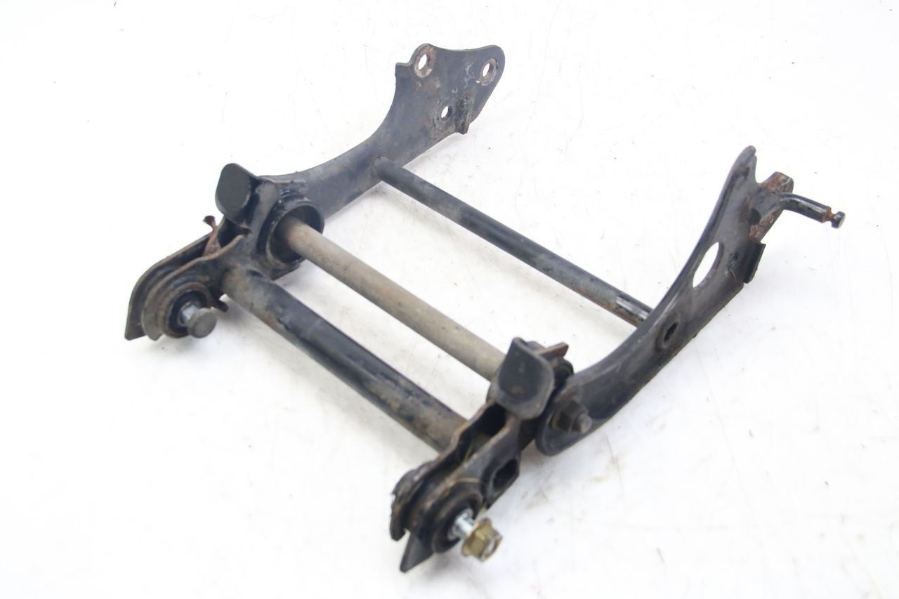 ENGINE SUPPORT - MBK SKYLINER 125 (1998 - 2001)