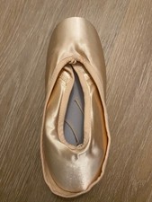 NEW Bloch Aspiration Pointe Shoes, size 7.5D