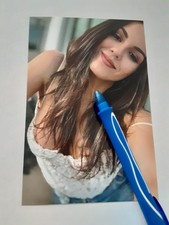 VICTORIA JUSTICE, DREAMY BEAUTIFUL, GLOSSY COLOR, 4X6 PHOTO, BRAND NEW 