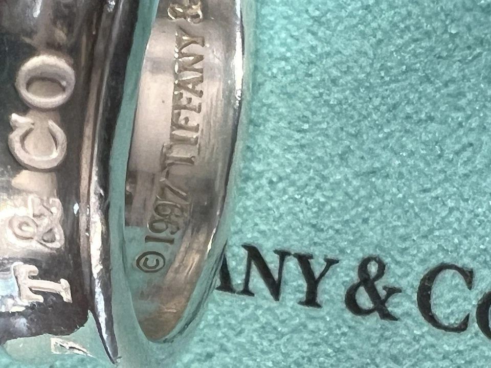 Tiffany & Co 1837 Anniversary Ring in Sterling Silver Band Size 7.5 With Bag - Image 3 of 4