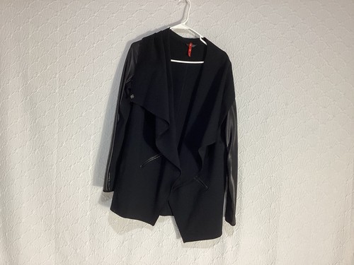 SPANX wandelbare Kunstlederjacke mit drapierter Vorderseite Damengröße Large