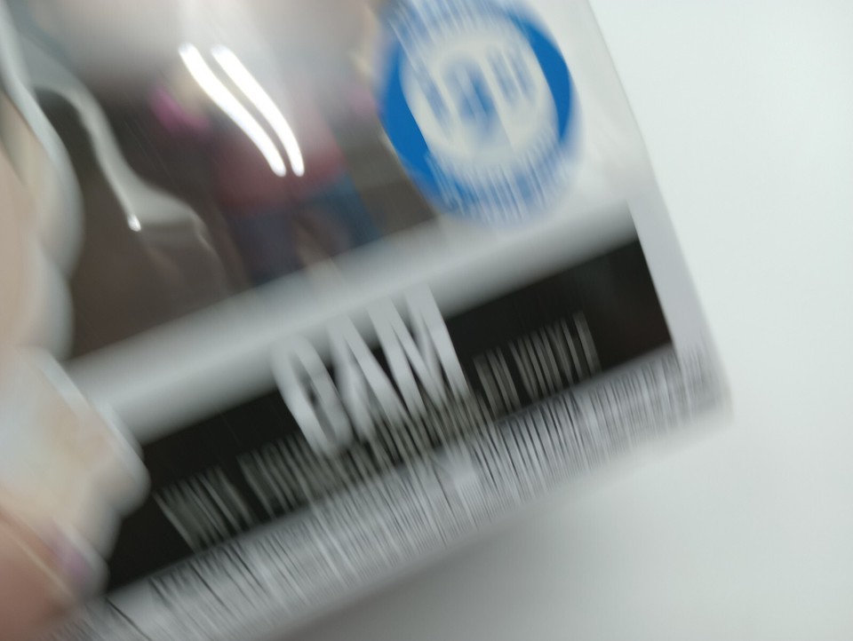 Funko Pop! Television Modern Family Cam 758 Vinyl Figure *BOX DAMAGE