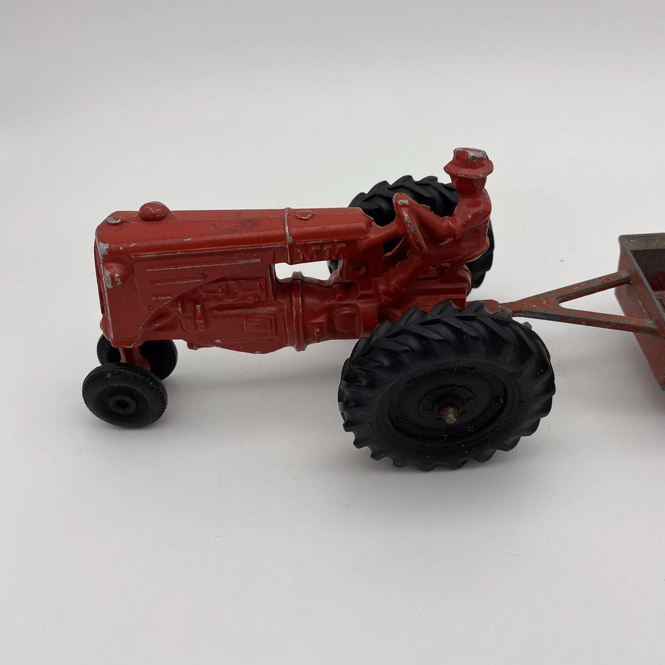 Vintage 1950s MM Minneapolis Moline Die Cast Red Toy Farm Tractor w ERTL Wagon - Image 2 of 4