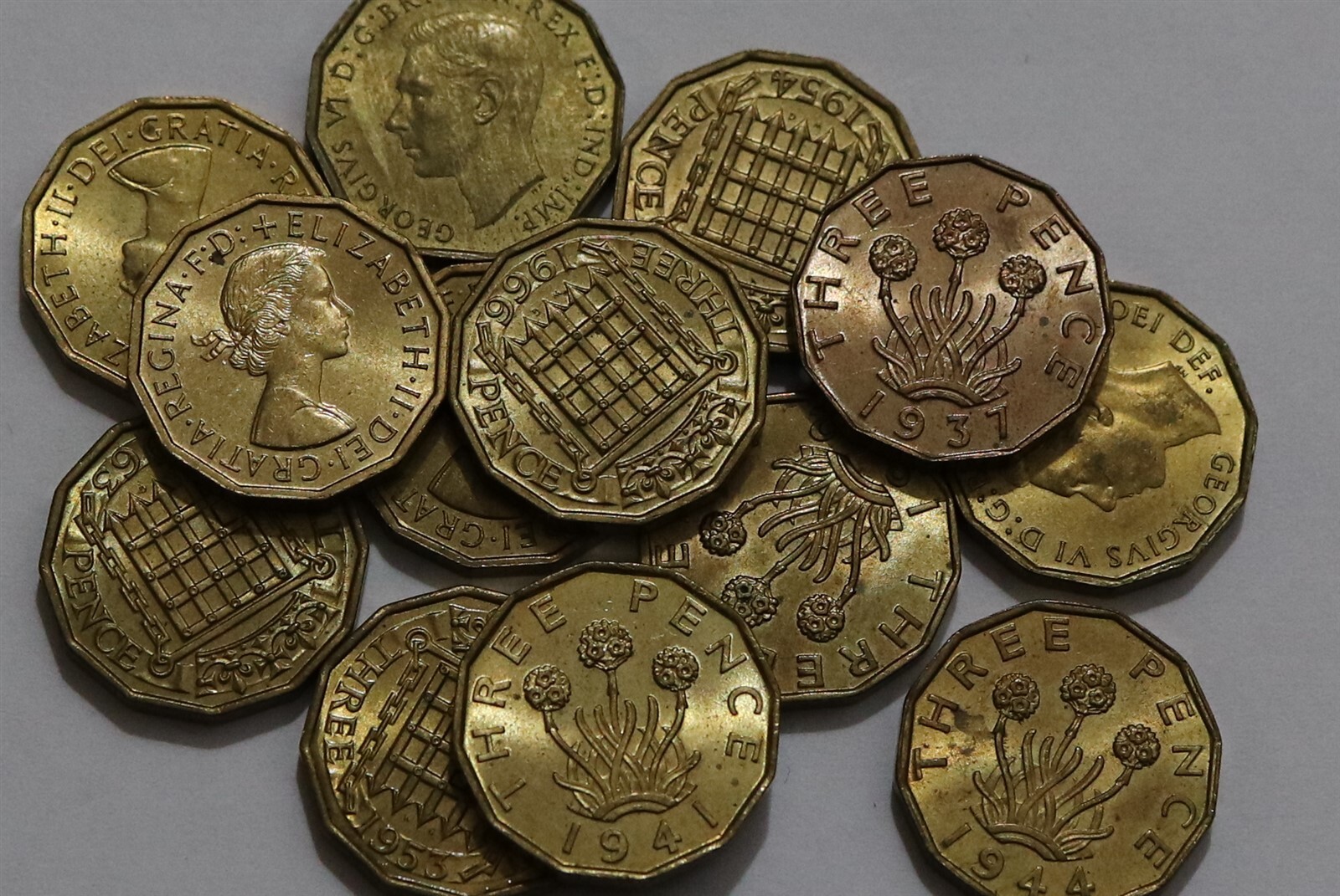 🧭 🇬🇧 UK GB 3 PENCE COLLECTION ALL HIGH GRADE 13 COINS KQVI & QEII B67 #5JJJ46