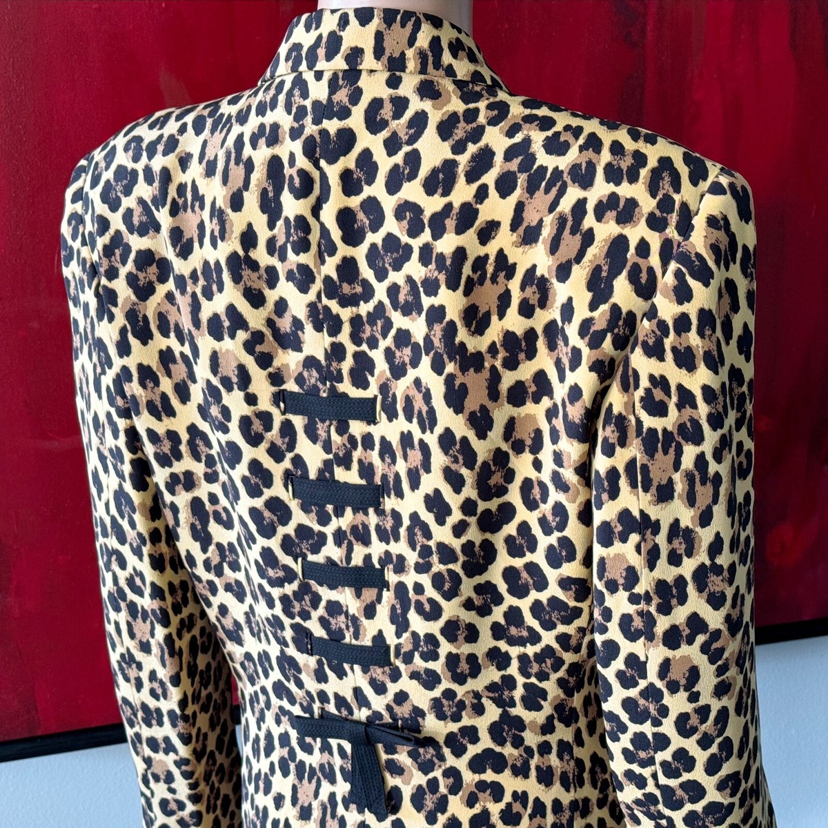 ジャケット VERSACE JACKET (10135251A10442 2PL40) VERSACE Silk Blend Hooded Jacket / Newspaper Print