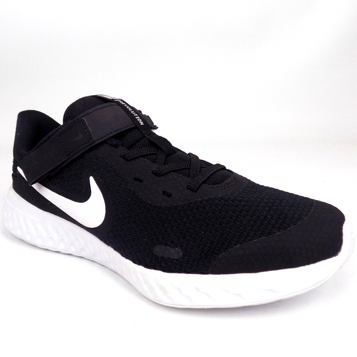 Nike Revolution Flysase (GS) Youth Kids Shoes Size Y Black/White  Sneakers