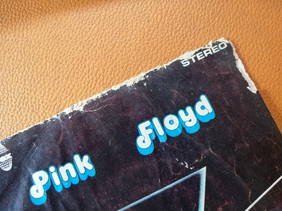 PINK FLOYD [ THE DARK SIDE OF THE MOON ] VINTAGE 7" RECORDS THAILAND EDITION - Image 2 of 4