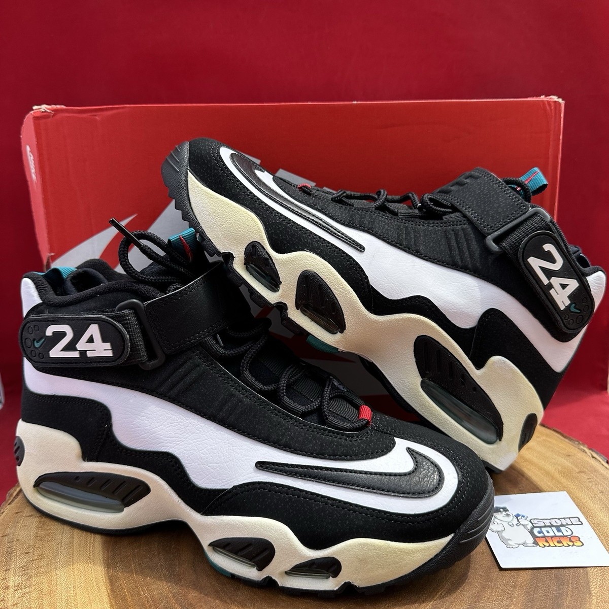 black and white griffey shoes