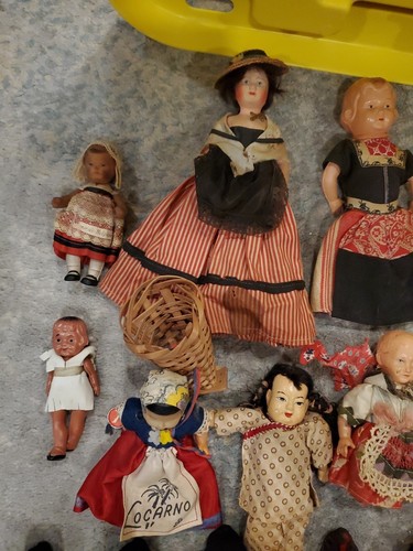 Lote de 15 muñecas vintage de 4" y niñas más grandes de todo el mundo Estate Find - Imagen 2 de 24