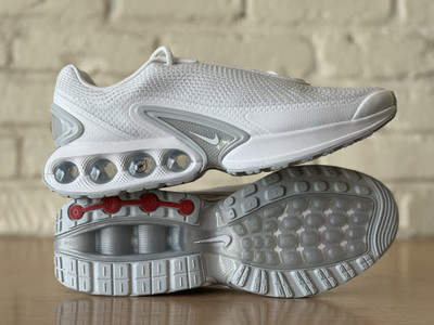 Nike Air Max DN Triple White Metallic Silver Size Women 12 / Men