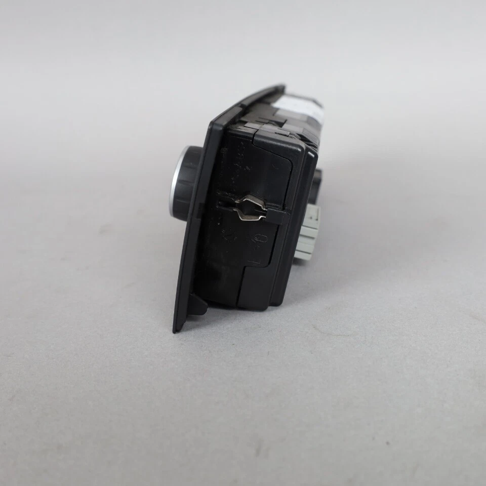 Panel de control climático BMW 128i 135i 328i 335i X1 2010-2012 64119248580 OEM usado Foto 3 de 4