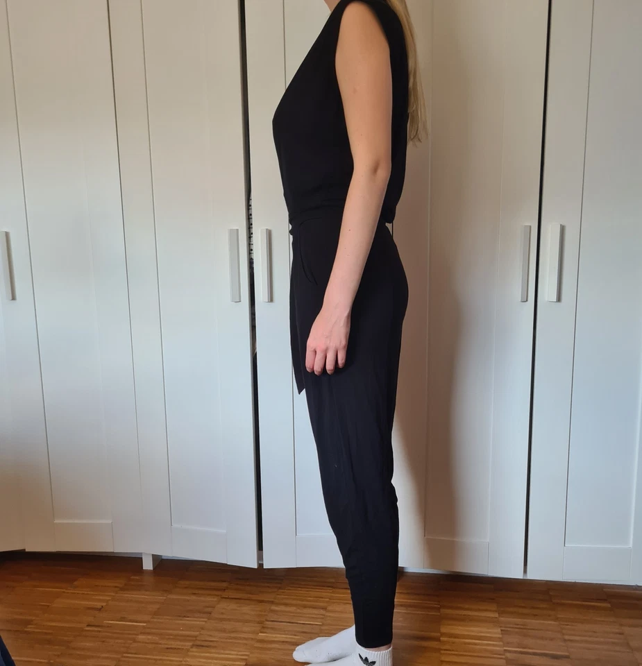 Eleganter Overall Einteiler von Les Lunes  aus Jersey in Schwarz TOP Gr. 38  - Bild 2 von 4