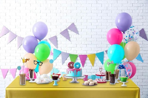 Plastic Table Cloth for Parties Disposable Tablecloths Gold Rectangle 137x274cm - Picture 4 of 4