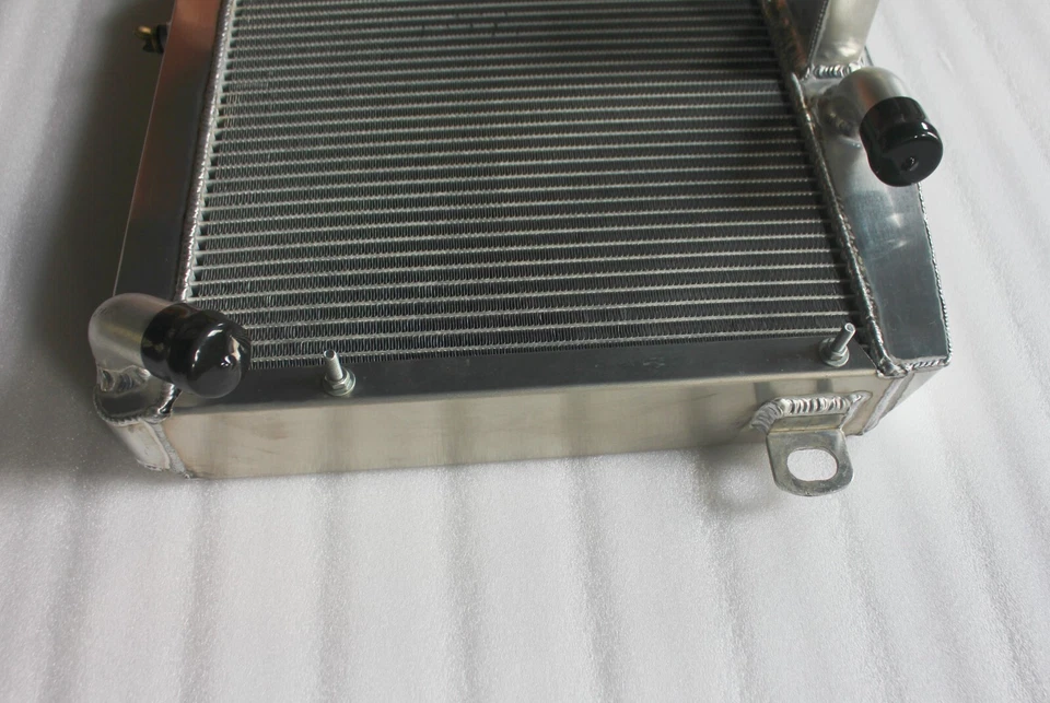56MM For Alfa Romeo Spider 105 / 115 1966-1993 Aluminum Radiator - Imagem 4 de 4