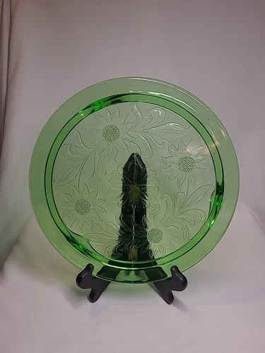 Vintage Jeanette Uranium Glass Sunflower Daisy Footed Cake Plate Pedestal Glow