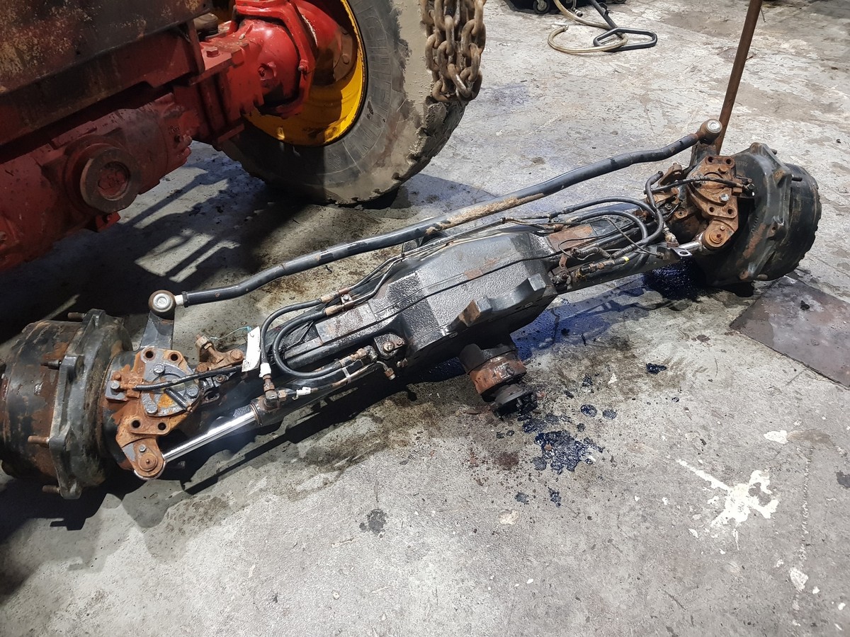 New Holland T7, T7000 Case Puma T7030 FRONT AXLE COMPLETE 47499253 