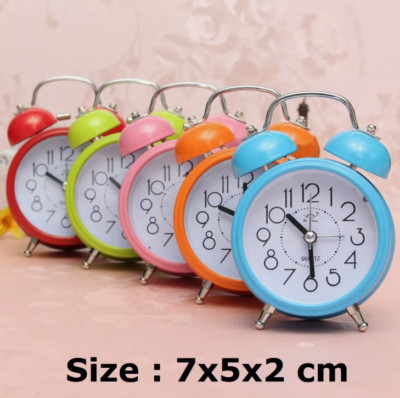 Klassischer Doppelglocken Mini Wecker Quarzwerk Nachttisch Nacht Analog Uhr