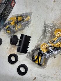 Brand New: LEGO TECHNIC: Wheel Loader (8271) Open Box 5