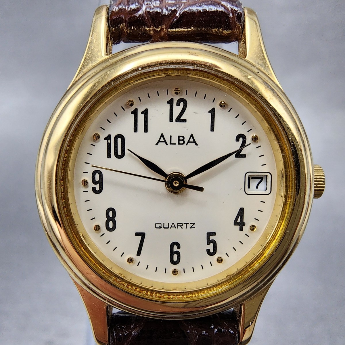 Seiko Alba Watch Women 23mm White Dial Gold Tone Date V782-X104