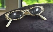 NEW A.J. Morgan Girls Kids Sunglasses Retro Cat's Eye Zebra Tiger Striped