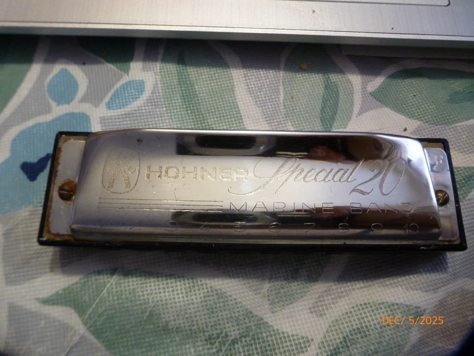 Hohner Special 20 Harmonica (Key of C) Hand Made Germany 560/20 marine band - Image 3 of 4