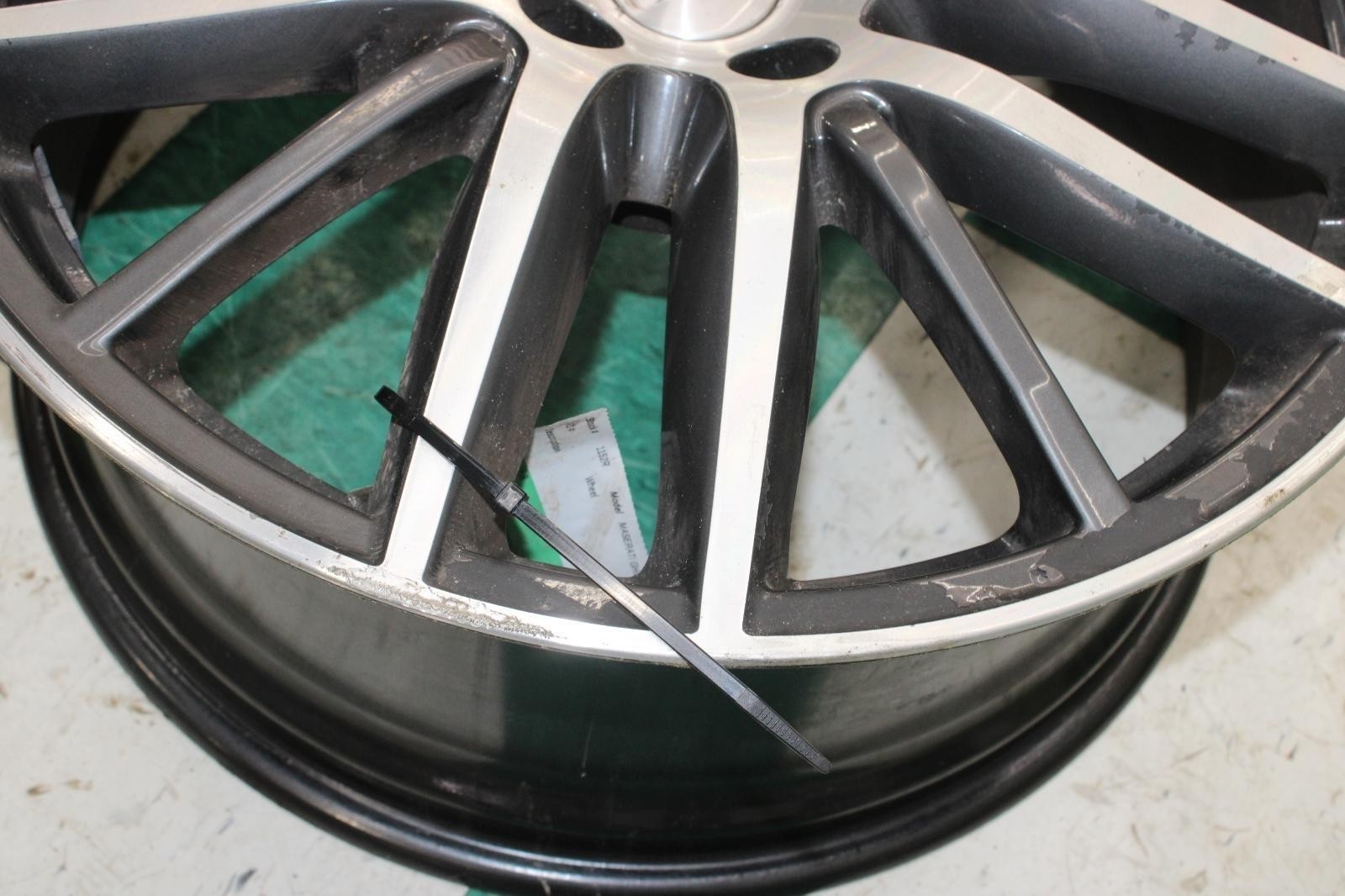 Maserati Ghibli 2014-2021 Front Wheels 8 pcs