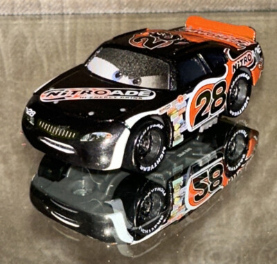 カーズハウラー ナイトロエイド ニトロエイド NO.28 ディズニーピクサー s-l400.jpg