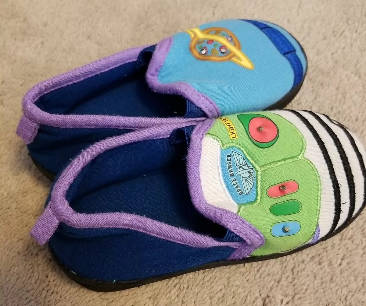 Inficere På jorden Alaska Buzz Lightyear Kids Toy Story Light Up Slippers Size 9/10 Unisex preowned |  eBay