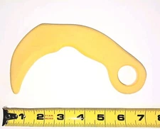 Training Karambit Knife Trainer Yellow Kalaj Kutter Serak Silat Yellow