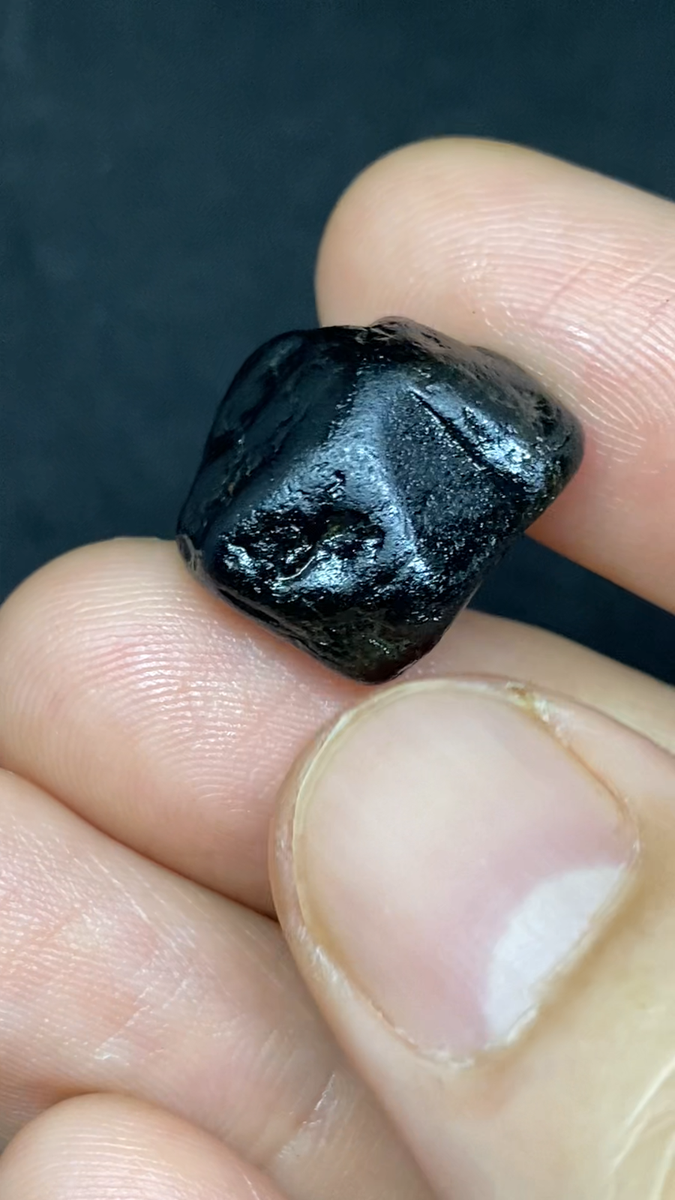 24 Ct Natural Serendibite Crystal Untreated Collectable World