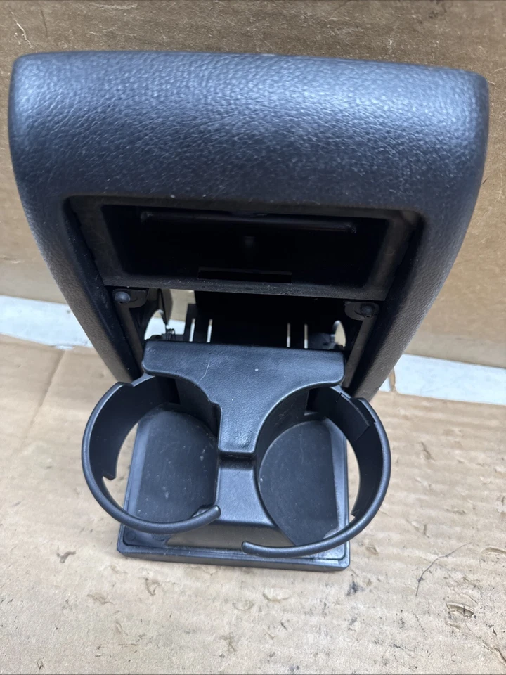 Portavasos trasero Subaru Legacy & Outback 2006 2007 2008 2009 moldura OEM Foto 2 de 4