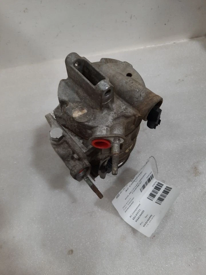 Compresor de aire acondicionado, aire acondicionado Explorer Sku #4249499 2017 Foto 2 de 4